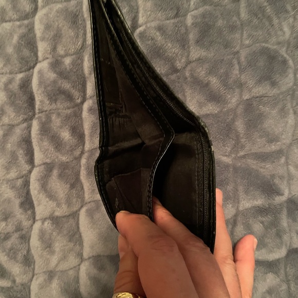 Black wallets used - Picture 9 of 9